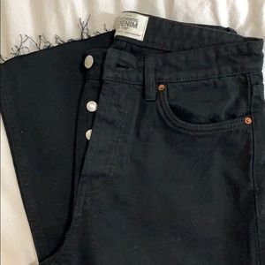 Black Zara jeans